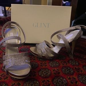 Glint champagne heels, size 10